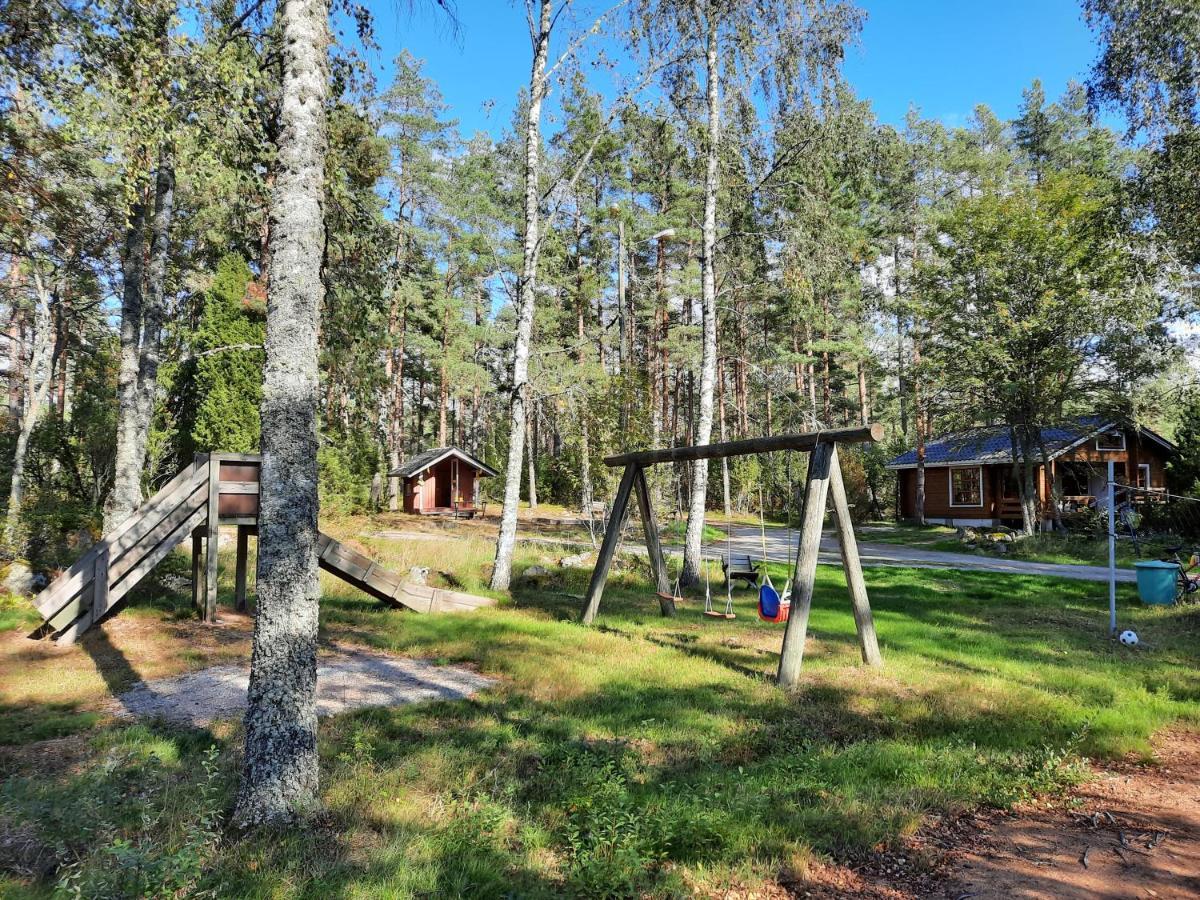 Pinetree Cottages Cozy Log Cabin Kalanti Buitenkant foto
