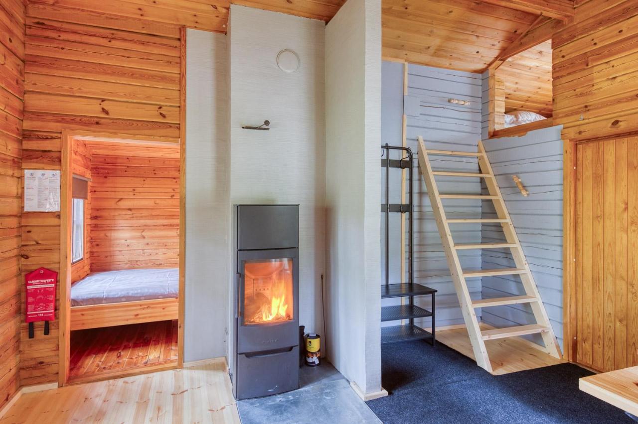 Pinetree Cottages Cozy Log Cabin Kalanti Buitenkant foto